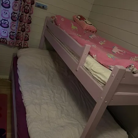 Leilighet Hytte Med 5soverom Og Badestamp Galnslåtta