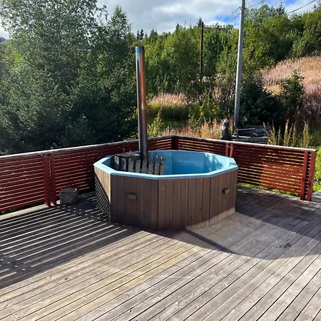 Leilighet Hytte Med 5soverom Og Badestamp